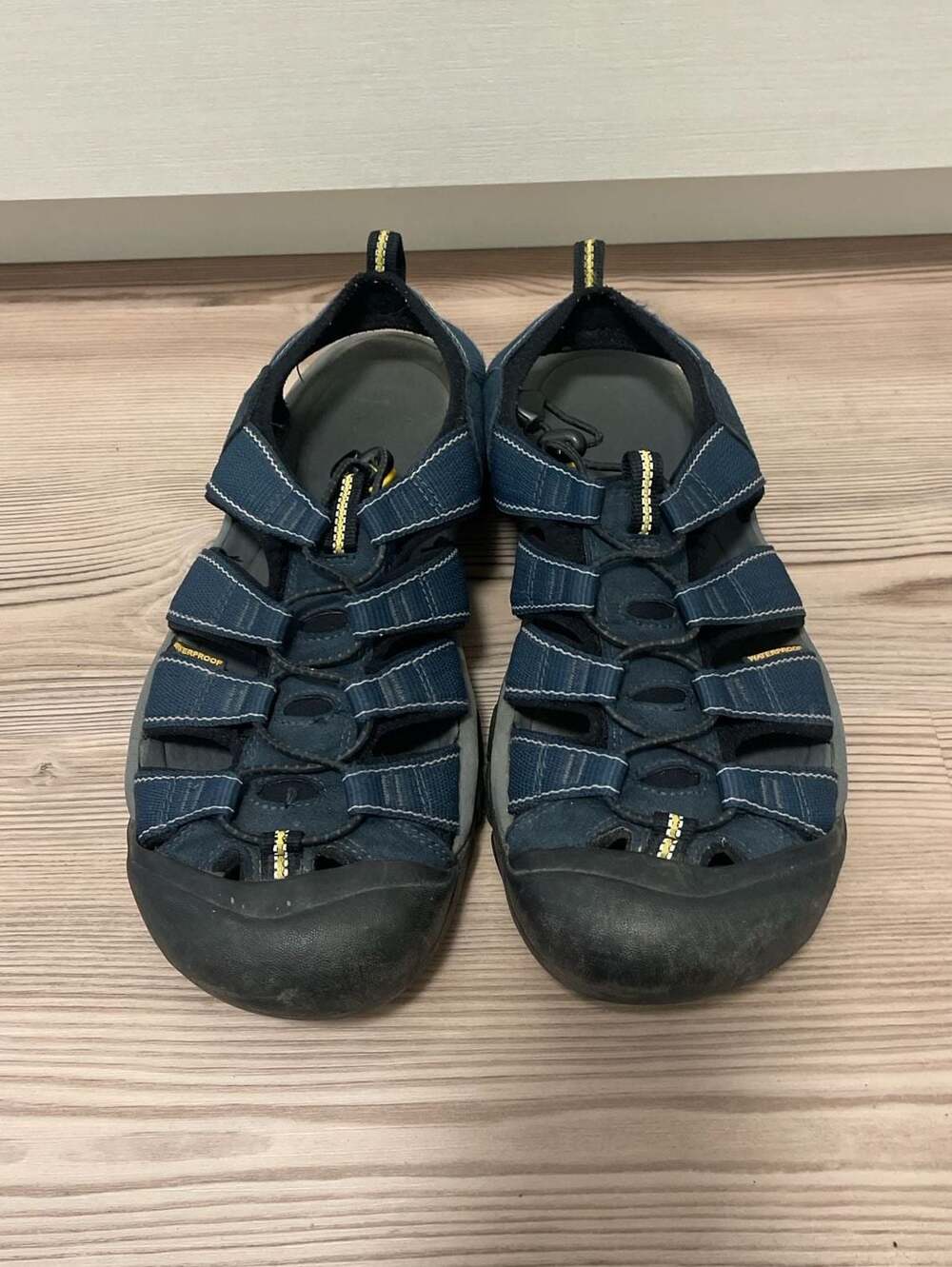 KEEN Men's Newport H2 Waterproof Hiking Sandals Navy/Medium Gray